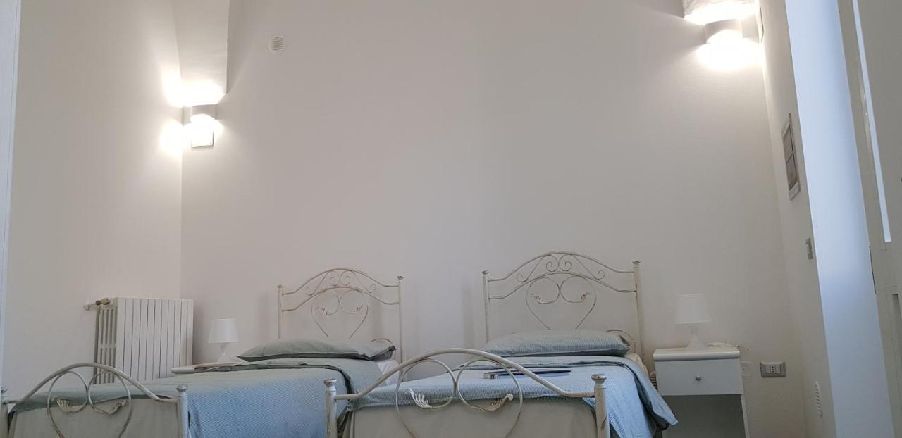 Il Cortile Segreto - Con Parcheggio Privato Διαμέρισμα Λέτσε Εξωτερικό φωτογραφία