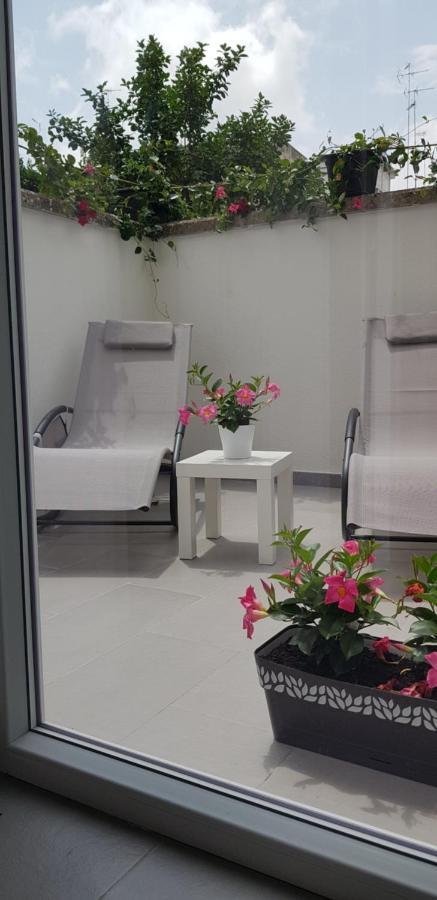 Il Cortile Segreto - Con Parcheggio Privato Διαμέρισμα Λέτσε Εξωτερικό φωτογραφία