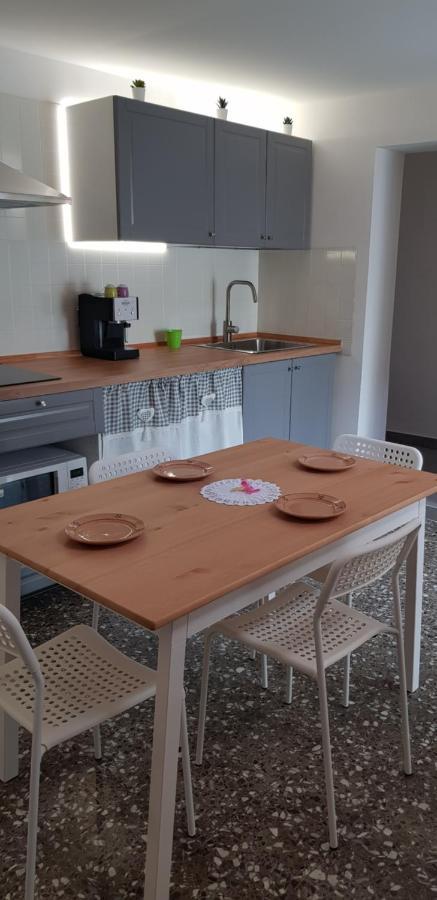 Il Cortile Segreto - Con Parcheggio Privato Διαμέρισμα Λέτσε Εξωτερικό φωτογραφία